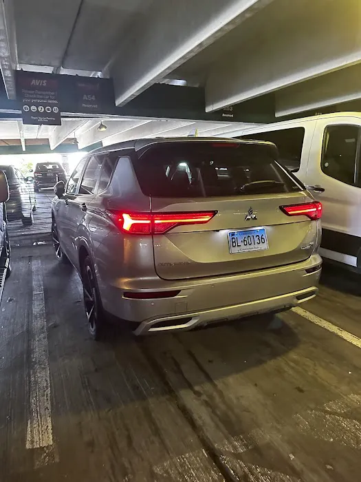 Avis Car Rental Picture 6