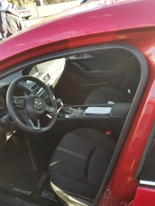 Avis Car Rental Picture 9