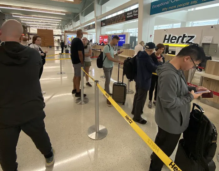 Hertz Car Rental - Syracuse - Syracuse Hancock International Airport (SYR) Picture 1