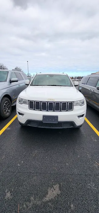 Avis Car Rental Picture 3