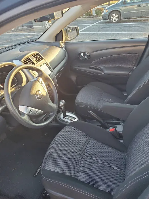 Hertz Car Rental - Frederick - Buckeystown Pike Picture 10