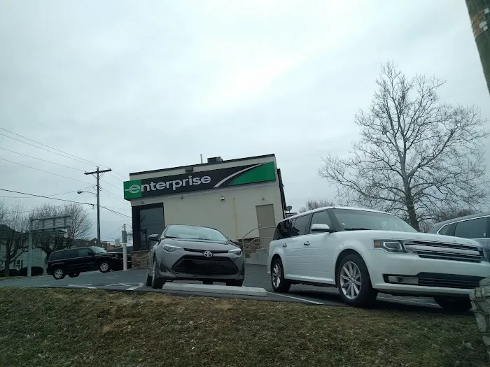 Enterprise Rent-A-Car Picture 7