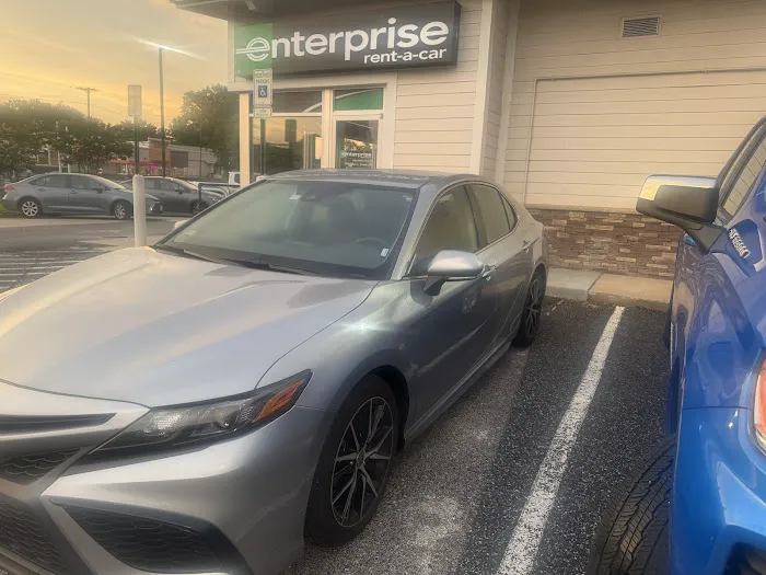 Enterprise Rent-A-Car Picture 6