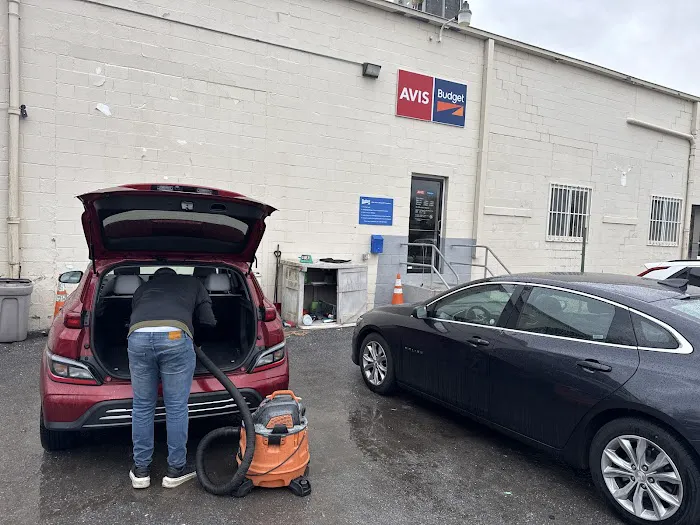 Avis Car Rental Picture 3
