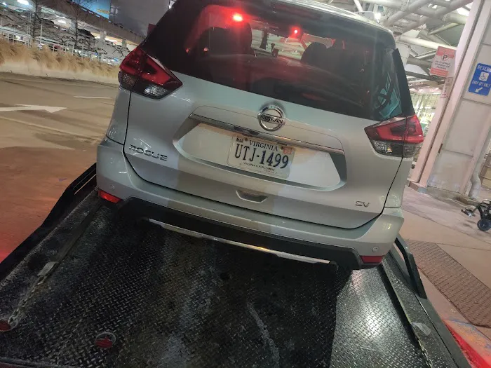 Avis Car Rental Picture 1
