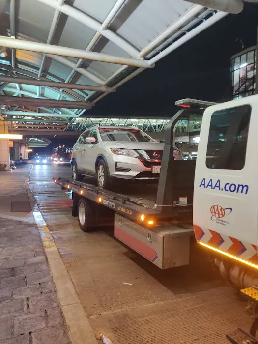 Avis Car Rental Picture 7