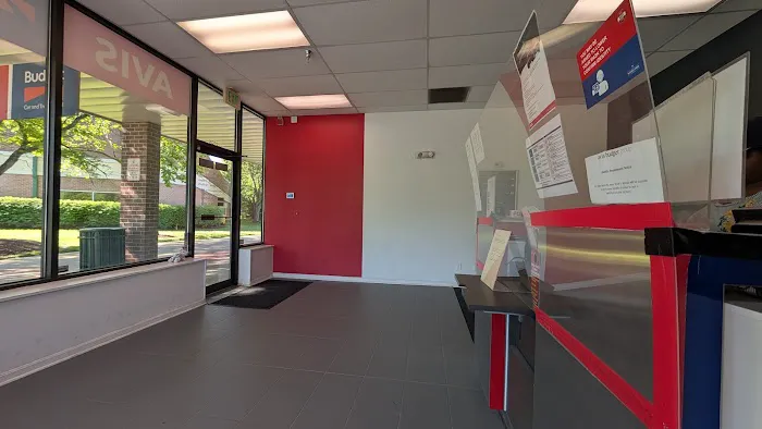 Avis Car Rental Picture 1