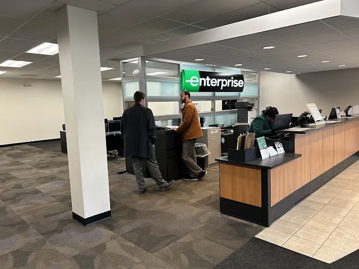 Enterprise Rent-A-Car Picture 8