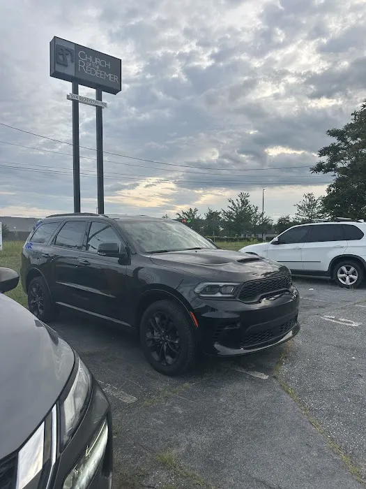 EK Luxury Rental Car Picture 6