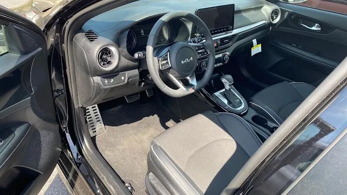 Kev’s Car Rentals Picture 8