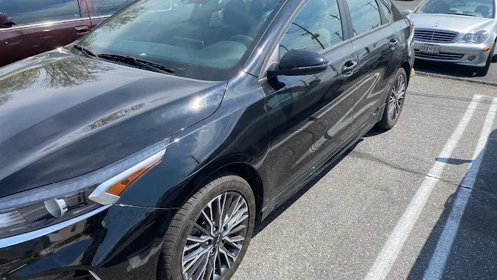 Kev’s Car Rentals Picture 3