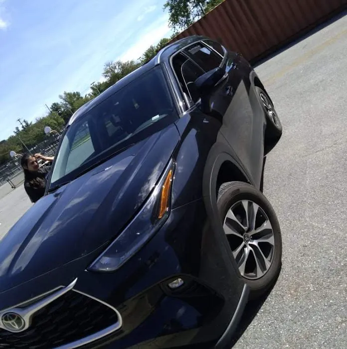 Enterprise Rent-A-Car Picture 2