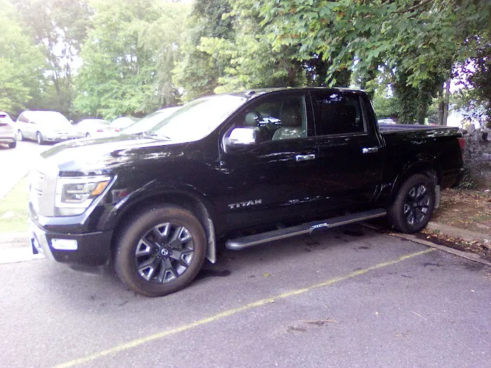 Hertz Car Rental - Winchester - West Jubal Early Drive Picture 7