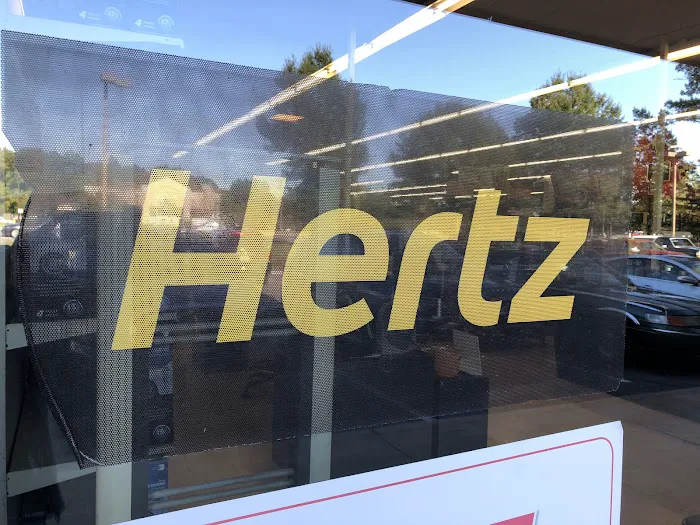 Hertz Car Rental - Waldorf - Crain Highway Picture 8