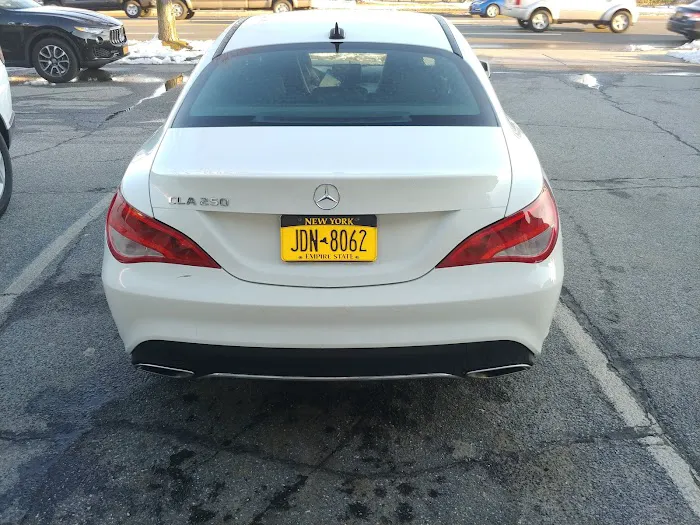 Enterprise Rent-A-Car Picture 4