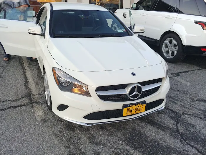 Enterprise Rent-A-Car Picture 7
