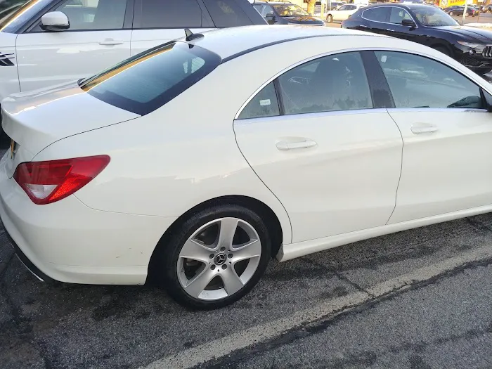 Enterprise Rent-A-Car Picture 1