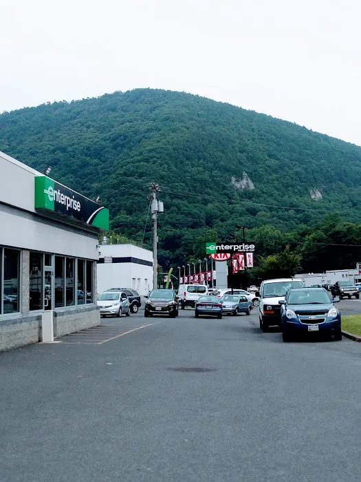 Enterprise Rent-A-Car Picture 6
