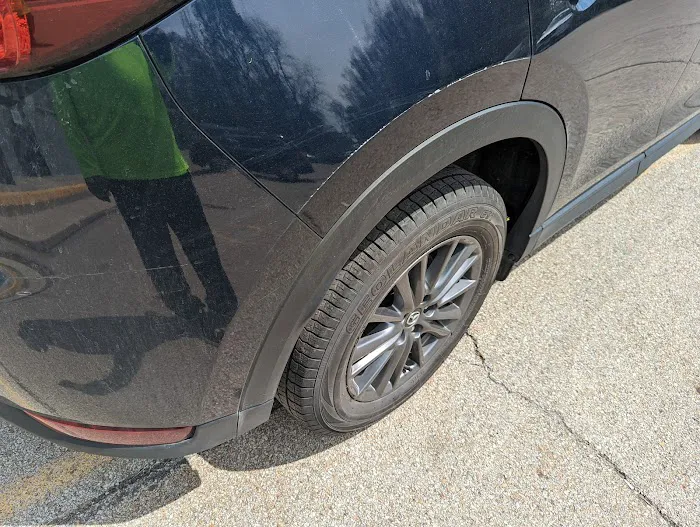 Avis Car Rental Picture 7