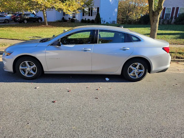 Bon Voyage Car Rental Picture 3