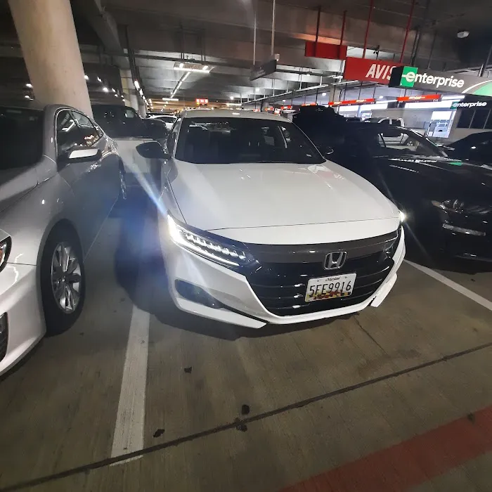 Enterprise Rent-A-Car Picture 7
