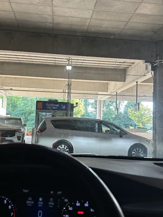Budget Car Rental Picture 9