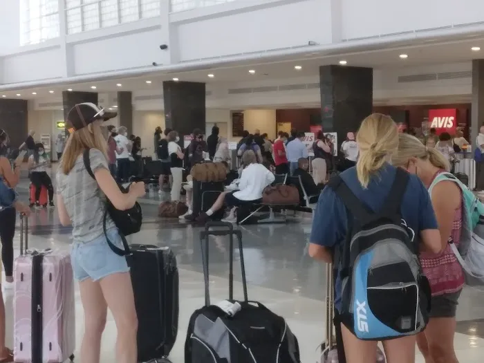 Dollar Car Rental - Baltimore International Airport Picture 9
