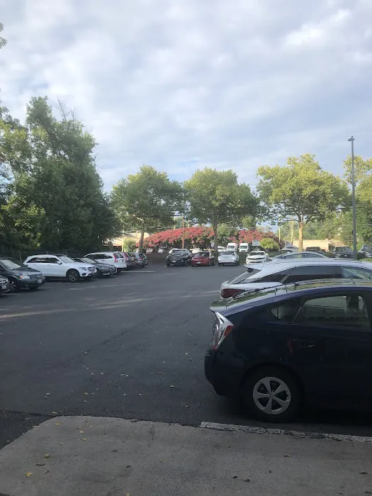 Hertz Car Rental - Rockville - Rockville Pike Picture 5