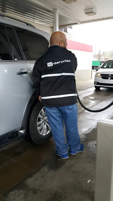 Enterprise Rent-A-Car Picture 4
