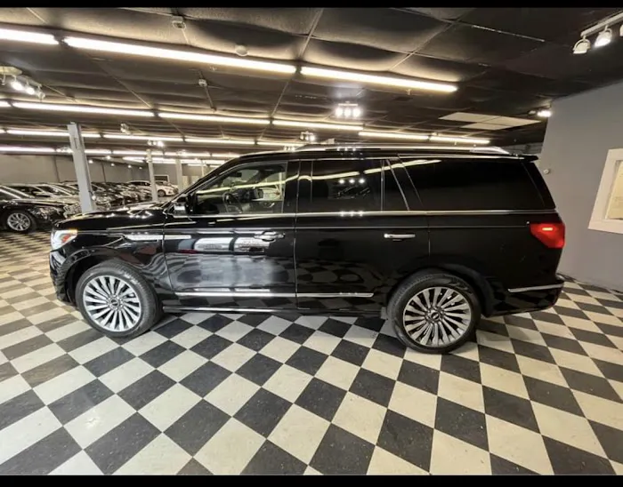 Kaval .Car Rental Picture 3