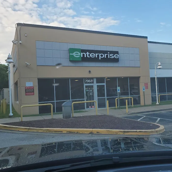 Enterprise Rent-A-Car Picture 2