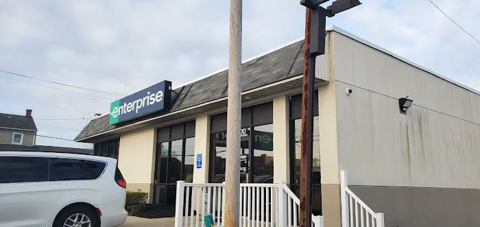 Enterprise Rent-A-Car Picture 2