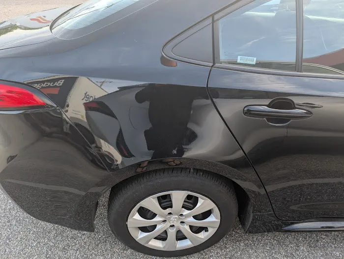 Budget Car Rental Picture 2