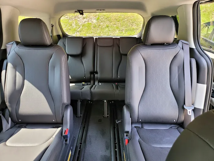 DSi Rental Cars Picture 8