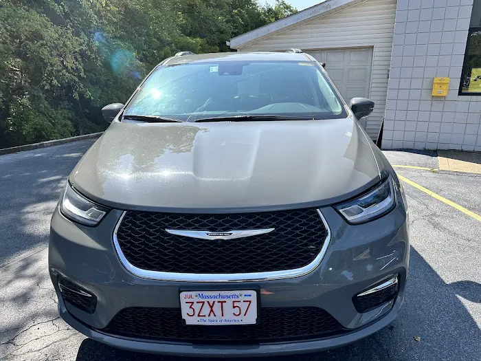 Avis Car Rental Picture 6