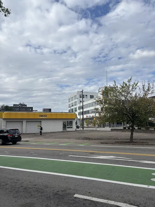 Hertz Car Rental - Pittsburgh - Baum Boulevard Picture 7