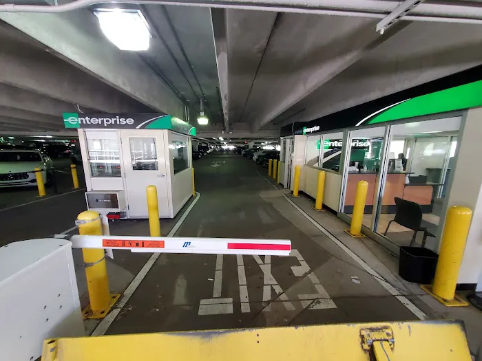Enterprise Rent-A-Car Picture 6