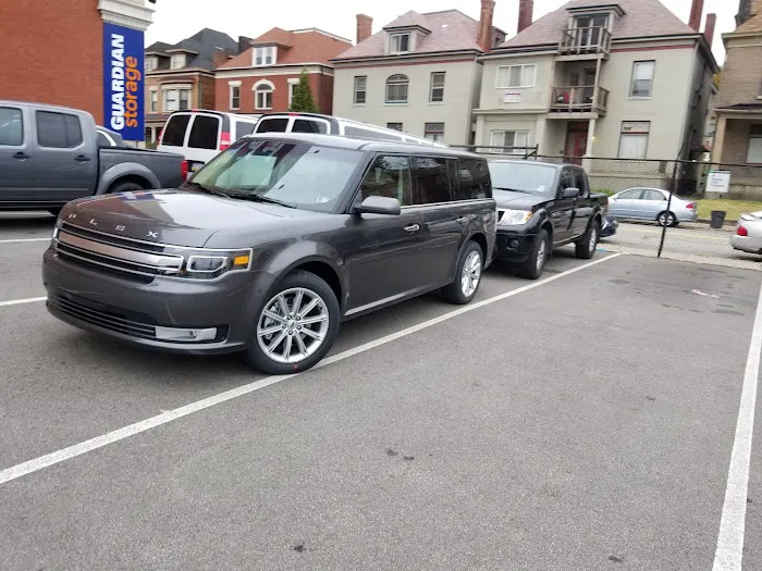 Enterprise Rent-A-Car Picture 7