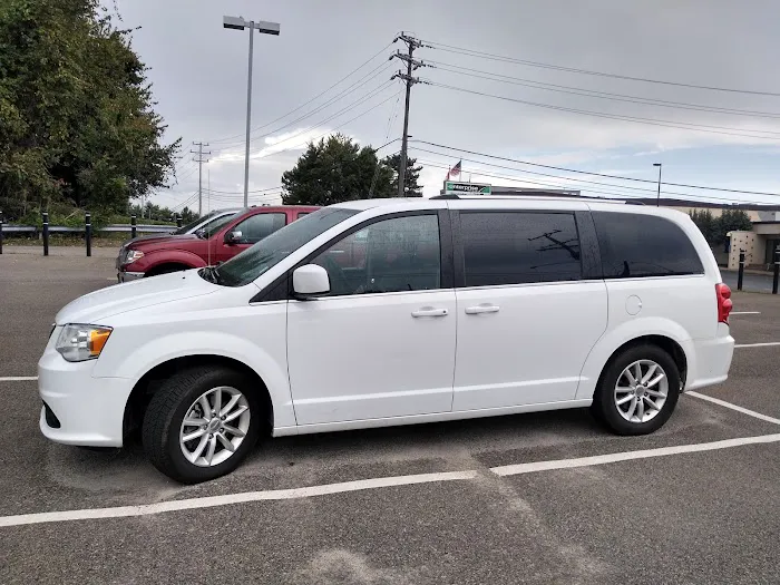 Enterprise Rent-A-Car Picture 3