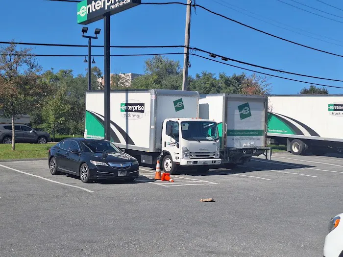 Enterprise Rent-A-Car Picture 7