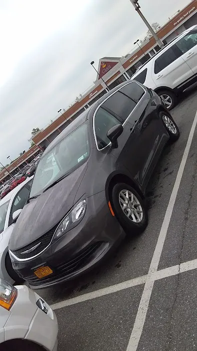 Avis Car Rental Picture 7