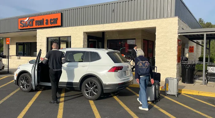 SIXT Rent A Car Dulles Airport Picture 8