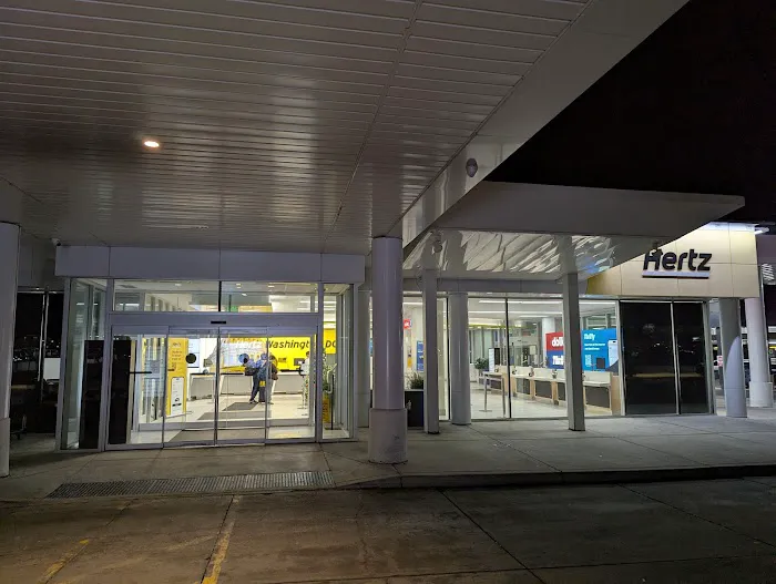 Hertz Car Rental - Dulles - Dulles International Airport (IAD) Picture 4