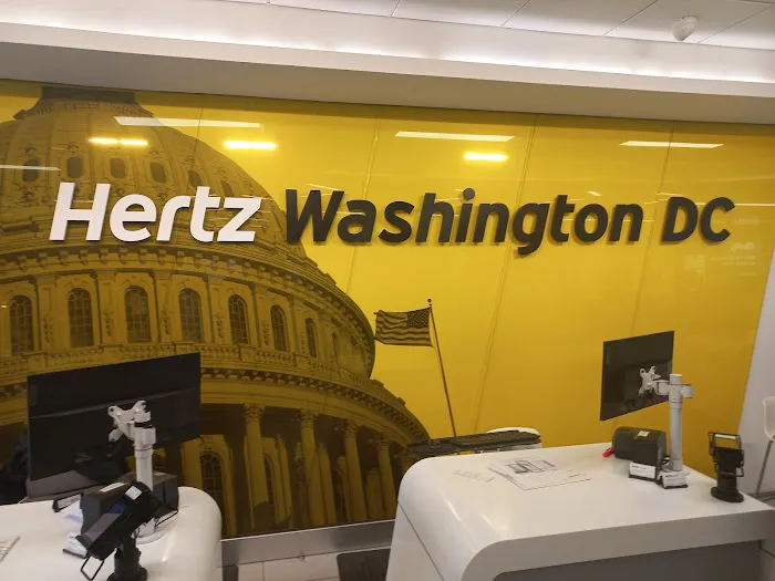 Hertz Car Rental - Dulles - Dulles International Airport (IAD) Picture 3