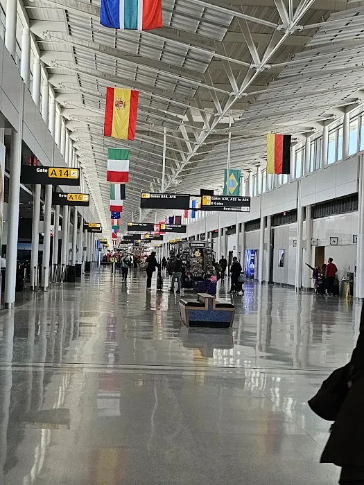Thrifty Car Rental - Washington Dc - Dulles International Airport Picture 1