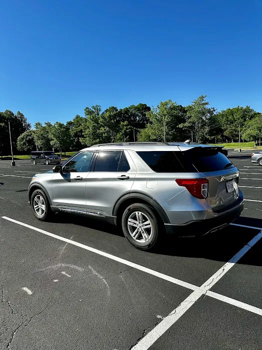 Dollar Car Rental - Washington Dc - Dulles International Airport Picture 7