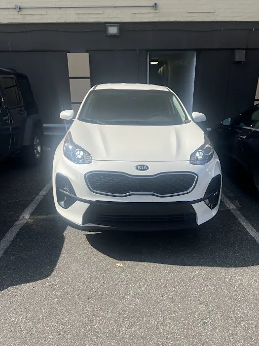 Budget Car Rental Picture 1