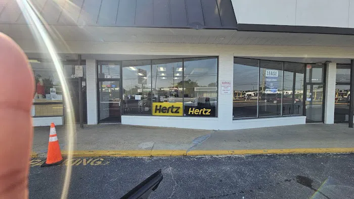 Thrifty Car Rental - Temple Hills Hle Picture 2