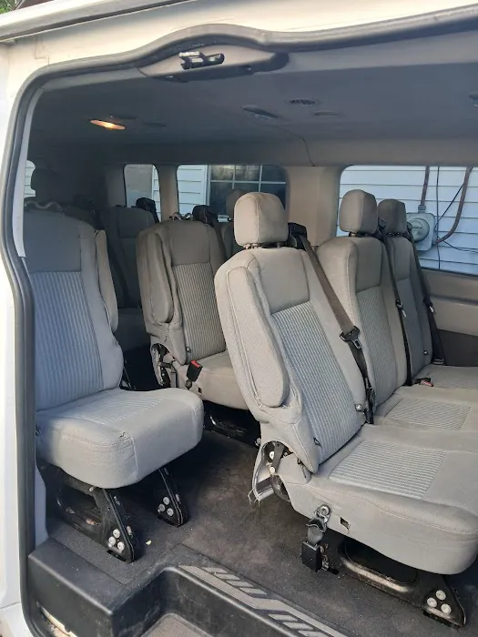 Apple car truck rental Picture 4