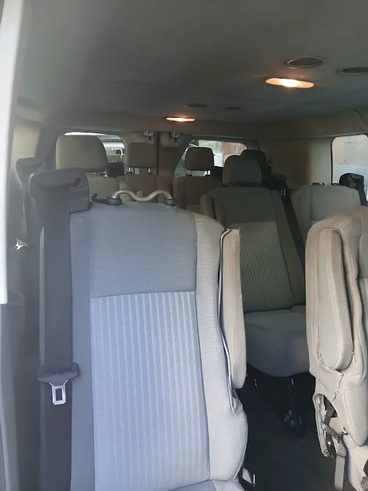 Apple car truck rental Picture 5
